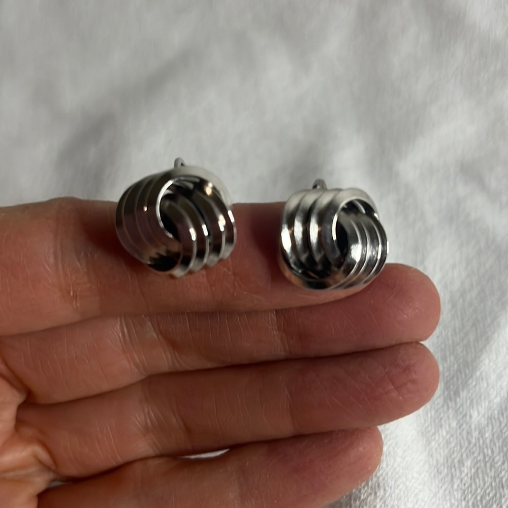 Vintage Trifari clip earrings.